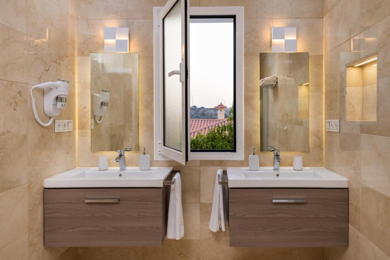 מספאלומס Villa Deluxe Suites Maspalomas מראה חיצוני תמונה